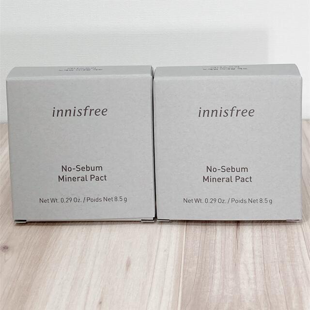 Innisfree(イニスフリー)の【新品未開封品】イニスフリー ノーセバム ミネラルパクト 8.5g×2箱セット コスメ/美容のベースメイク/化粧品(フェイスパウダー)の商品写真