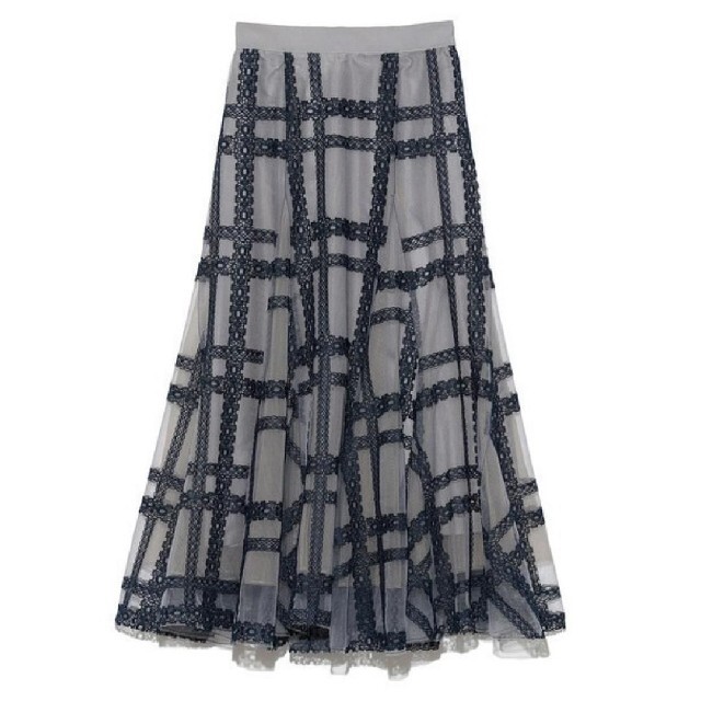 SNIDEL(スナイデル)のSNIDEL♡チュール　エンブロイダリー　スカート レディースのスカート(ロングスカート)の商品写真