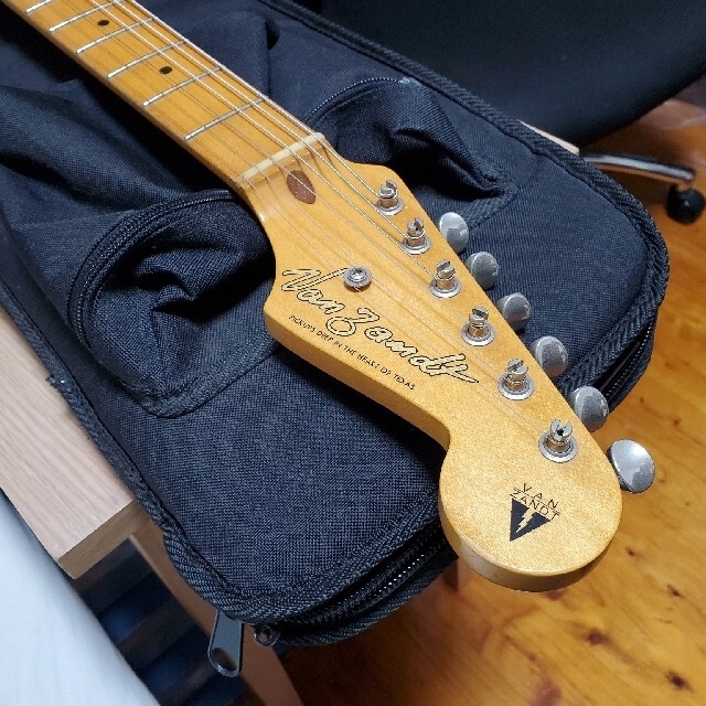 Vanzandt STV-R1 2Tone Sunburst 登場! www.gold-and-wood.com