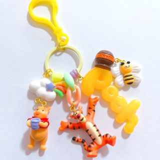 。:°ஐ..♡*あこうさま ジャラジャラキーホルダー 。:°ஐ..♡*の通販 by ...