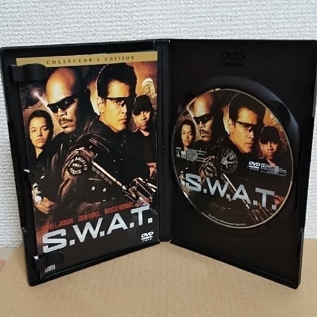 ☆2枚半額☆S.W.A.T. コレクターズ・エディション('03米) エンタメ/ホビーのDVD/ブルーレイ(外国映画)の商品写真