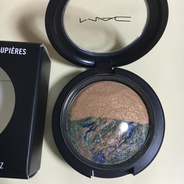 MAC(マック)の♡新品♡MACアイシャドウ コスメ/美容のベースメイク/化粧品(アイシャドウ)の商品写真