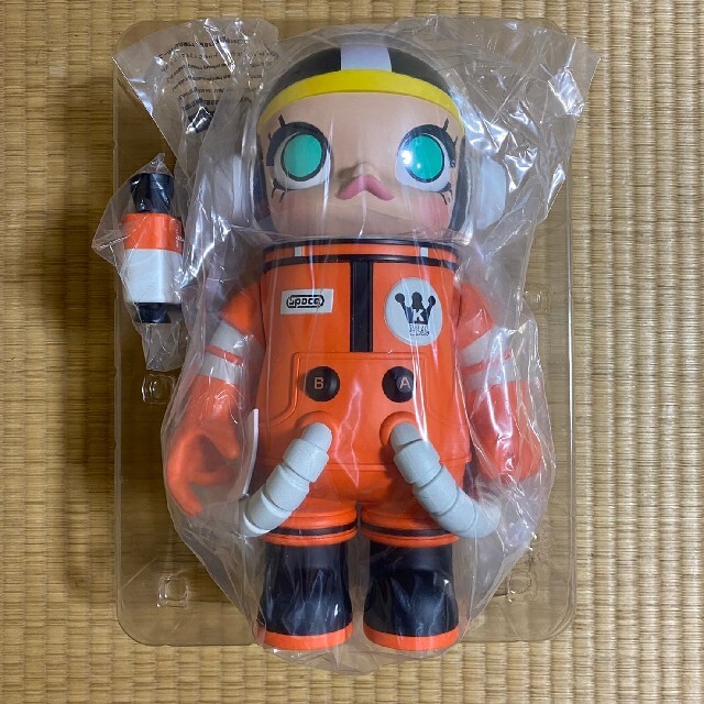 限定品 popmart Molly MEGA 400%　SPACE S