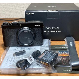 フジフイルム(富士フイルム)のFujifilm X-e4 ボディ　ブラック　未使用(ミラーレス一眼)