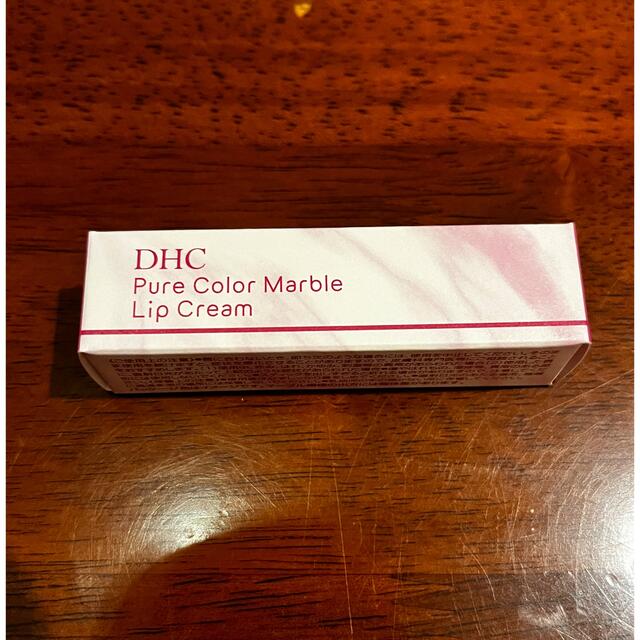 DHC(ディーエイチシー)のDHC ピュアカラー マーブルリップクリーム コスメ/美容のスキンケア/基礎化粧品(リップケア/リップクリーム)の商品写真