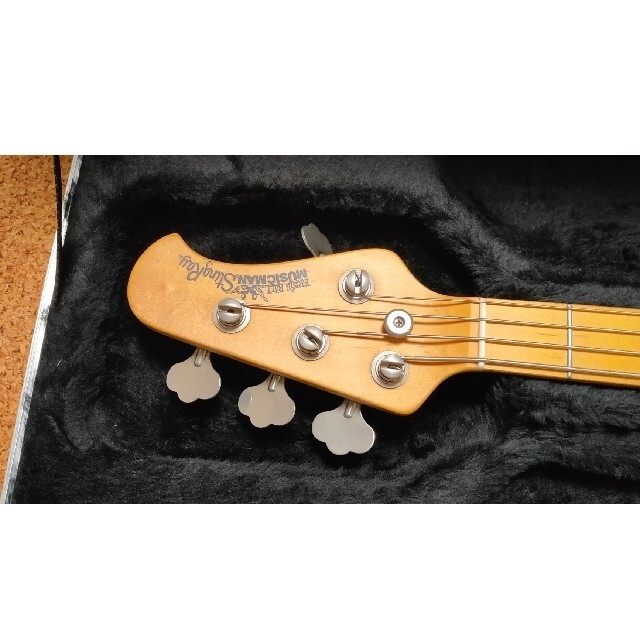 Musicman Stingray ベース