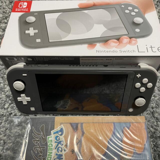 Nintendo Switch lightグレー　付属品あり