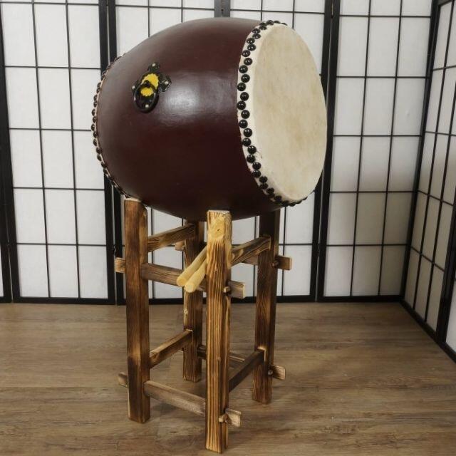 【新品・未使用】　牛革　和太鼓 1.4尺・バチ付き・台付き　　祭り 楽器の和楽器(和太鼓)の商品写真