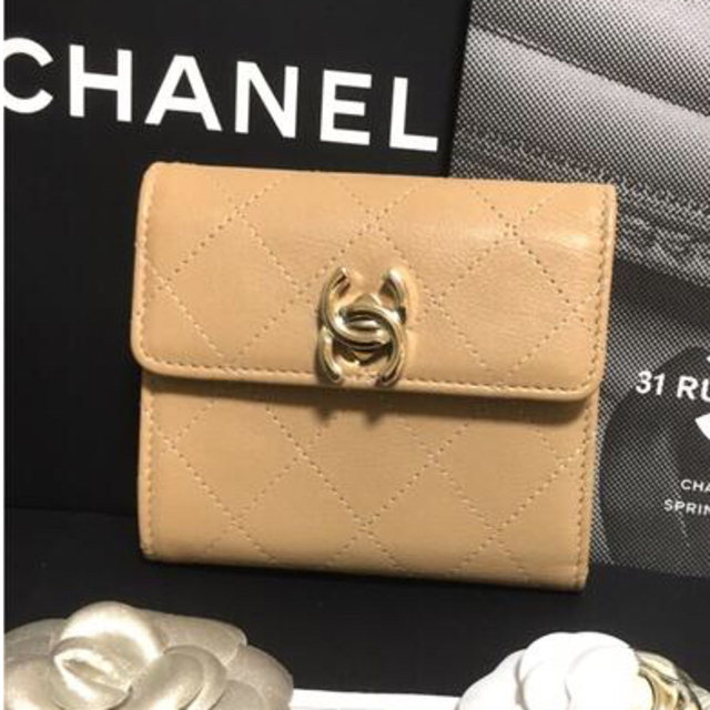 CHANEL(シャネル)の新品同様♡ 激レア★CHANEL シャネル ターンロック 三つ折り財布  正規品 レディースのファッション小物(財布)の商品写真