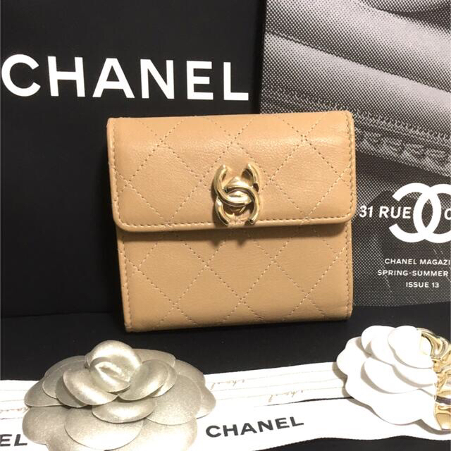 CHANEL - 新品同様♡ 激レア☆CHANEL シャネル ターンロック 三つ折り ...