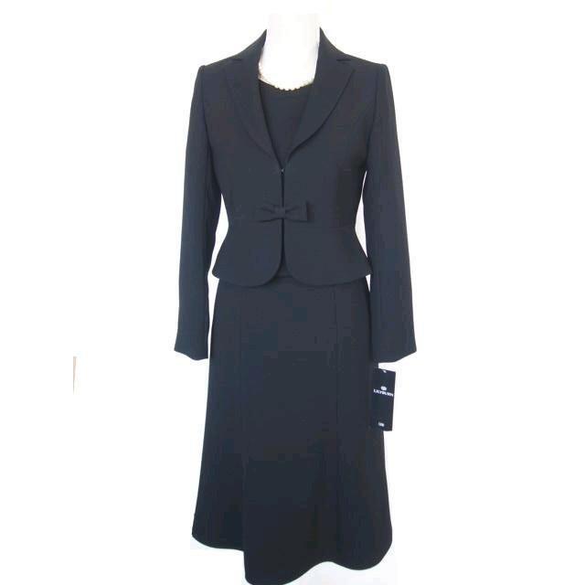 低価格の 東京ソワール 喪服7号3点セット ブラックフォーマル礼服