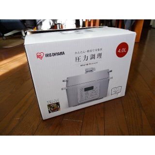 アイリスオーヤマ(アイリスオーヤマ)のアイリスオーヤマ　電機圧力鍋　PC-MA4-W（開封済み未使用）(調理機器)