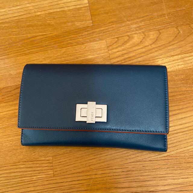 18㎝縦美品 FENDI 長財布