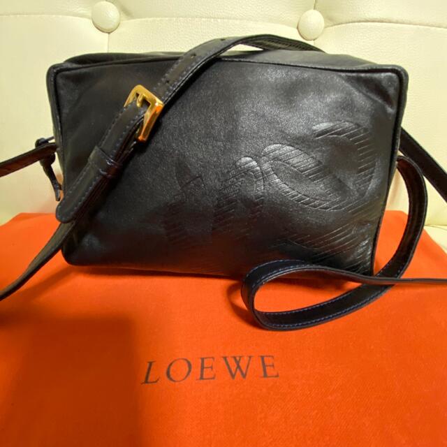 品質のいい 未使用 LOEWE ショルダー オールド ロエベ ナッパレザー