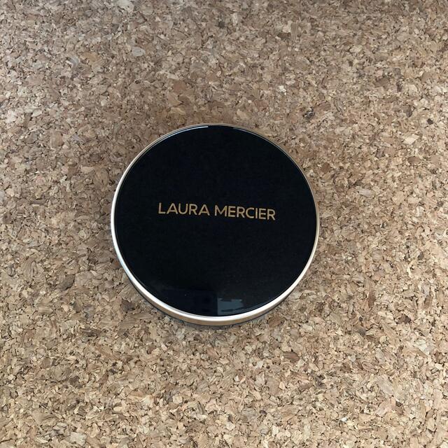 laura mercier(ローラメルシエ)のローラメルシェクッションファンデーション コスメ/美容のベースメイク/化粧品(ファンデーション)の商品写真