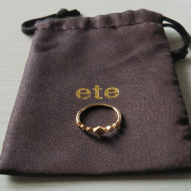 ete 3号 ブラウンダイヤピーチピンキーリング レディースのアクセサリー(リング(指輪))の商品写真