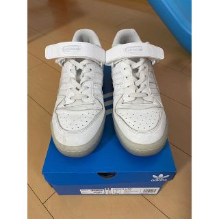 アディダス(adidas)のスニーカー(スニーカー)