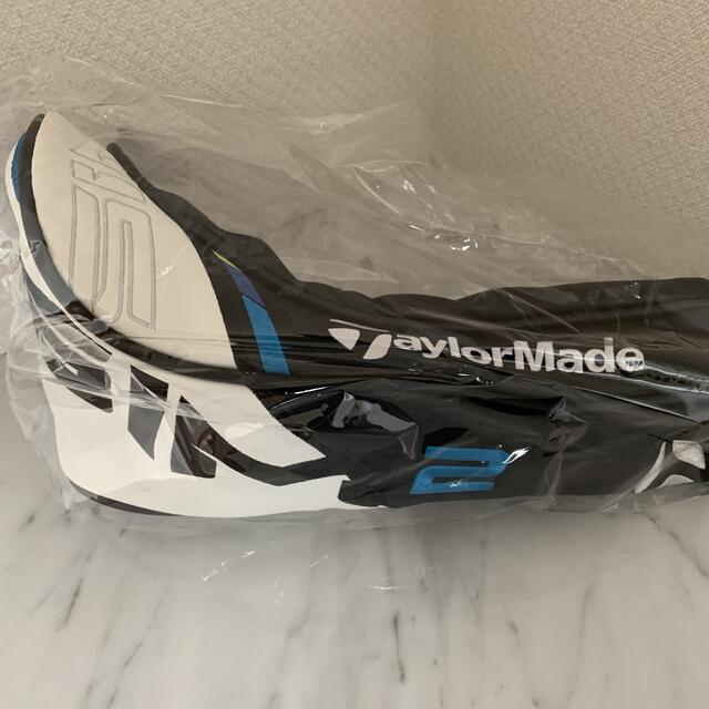 TaylorMade(テーラーメイド)のSIM2ヘッドカバー　ドライバー用　テーラーメイド  チケットのスポーツ(ゴルフ)の商品写真