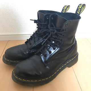 ドクターマーチン(Dr.Martens)の最終値下げ！大人気♪Dr.Martens8ホール(ブーツ)