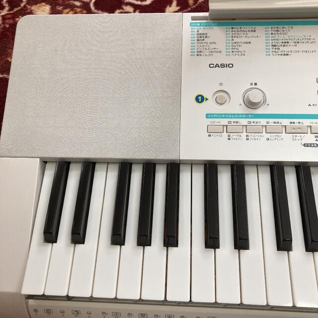 CASIO(カシオ)のCASIO LK-228 61鍵盤 電子キーボード 光ナビゲーション 楽器の鍵盤楽器(キーボード/シンセサイザー)の商品写真