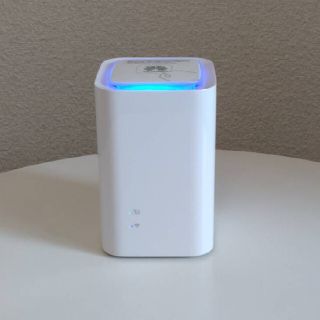 ファーウェイ(HUAWEI)のHUAWEI LTE CUBE E5180 ホワイト 無線 WiFi ルーター(PC周辺機器)