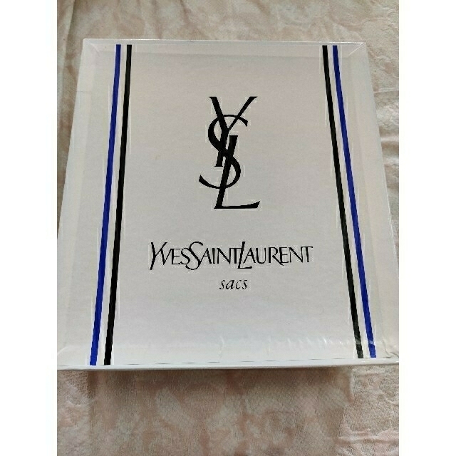 Yves Saint Laurent Beaute(イヴサンローランボーテ)のYves saint Laurent  ショルダーバッグ 牛革 レディースのバッグ(ショルダーバッグ)の商品写真