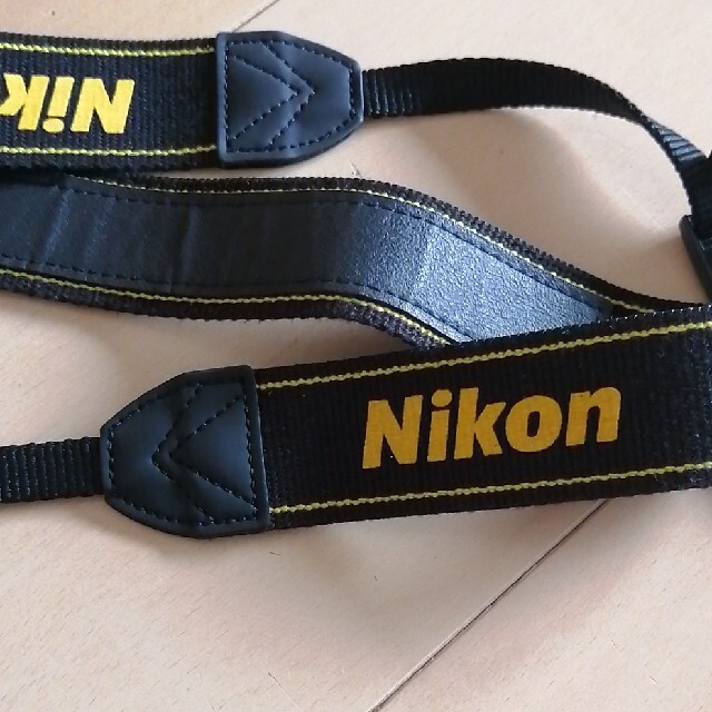 Nikon(ニコン)のNikon ストラップ スマホ/家電/カメラのカメラ(その他)の商品写真