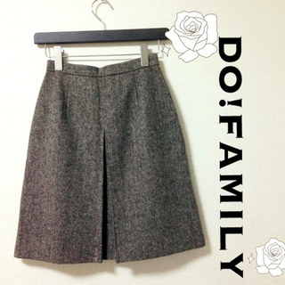 ドゥファミリー(DO!FAMILY)の大人のタイトスカート(ひざ丈スカート)