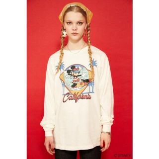 マウジー(moussy)の【MOUSSY】即完売！Disneyとのコラボ商品 カットソー ホワイト(トレーナー/スウェット)