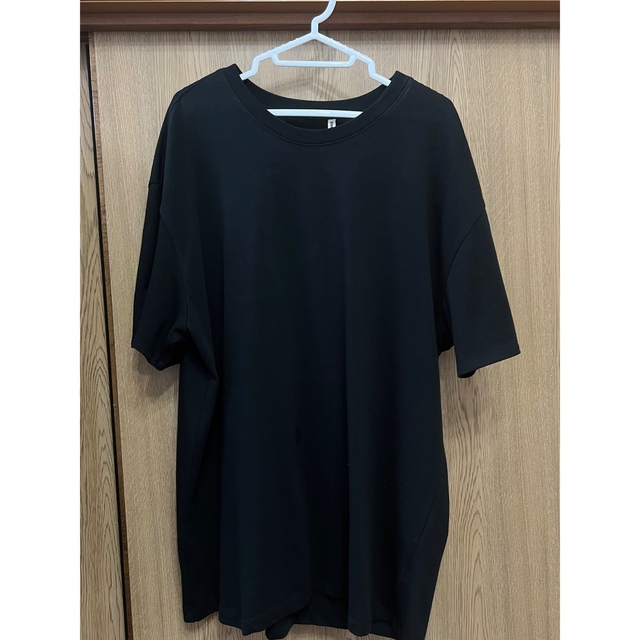 Essential(エッセンシャル)のfear of god essentials バックロゴ　Tシャツ　M メンズのトップス(Tシャツ/カットソー(半袖/袖なし))の商品写真