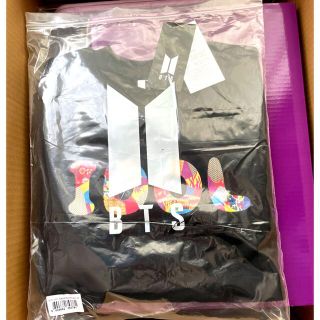 ボウダンショウネンダン(防弾少年団(BTS))の【新品】BTS   iDOL   トレーナー　スエット　M  公式(アイドルグッズ)