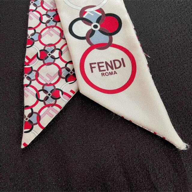 FENDI ラッピー スカーフ ピンク