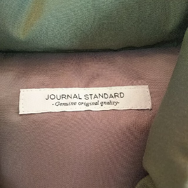 JOURNAL STANDARD(ジャーナルスタンダード)の【最終価格】ダウンベスト パンツセット！！カーキ 無地 メンズのジャケット/アウター(ダウンベスト)の商品写真