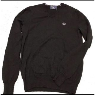 フレッドペリー(FRED PERRY)のブレッドペリー メリノウール 100% Vネック ニット(ニット/セーター)