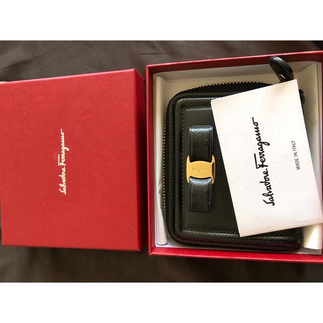 Ferragamo(フェラガモ)のフェラガモ　二つ折り財布　ミニ財布 レディースのファッション小物(財布)の商品写真