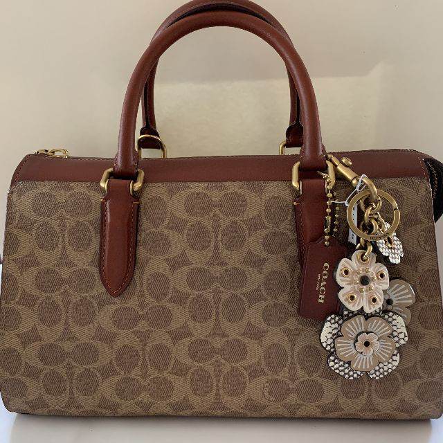 ローズ COACH - コーチ/バイカーリベットティー ローズが可愛い♪バッグチャーム キーフォルダーの通販 by ワクワクショップ|コーチならラクマ アメリカ