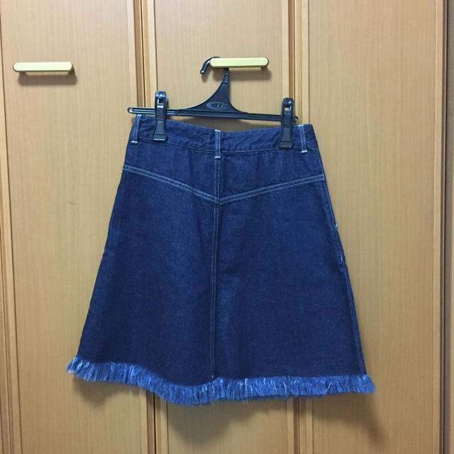 SNIDEL(スナイデル)のスナイデル フリンジデニムスカート レディースのスカート(ひざ丈スカート)の商品写真