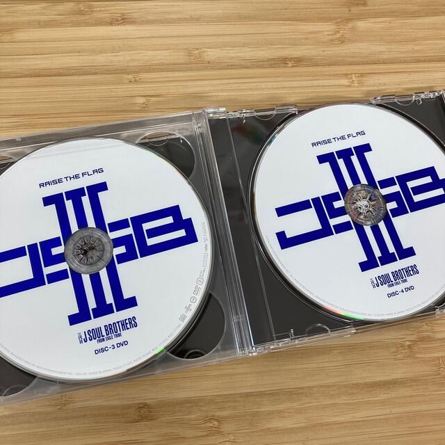 三代目 J Soul Brothers(サンダイメジェイソウルブラザーズ)の三代目JSB RAISE THE FLAG CD+DVD&DVD2枚組 エンタメ/ホビーのDVD/ブルーレイ(ミュージック)の商品写真