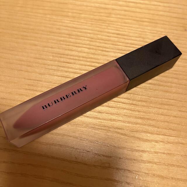 BURBERRY(バーバリー)のバーバリー　リキッドリップベルベット 17 ダークローズウッド コスメ/美容のベースメイク/化粧品(口紅)の商品写真