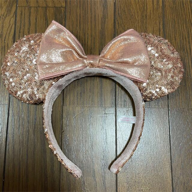 Disney(ディズニー)のディズニー♥︎キラキラカチューシャ♥︎ピンク レディースのヘアアクセサリー(カチューシャ)の商品写真