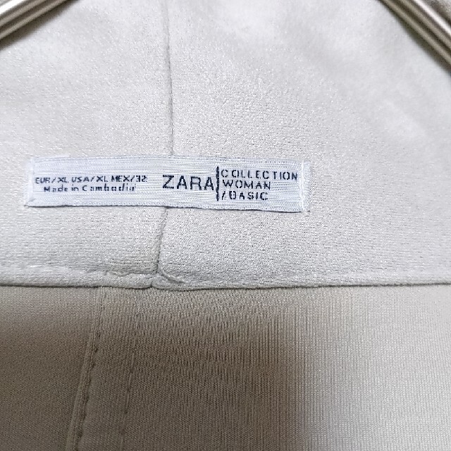 ZARA(ザラ)の【美品】ザラ　ZARA ロングコート　チェスターコート　グレージュ レディースのジャケット/アウター(ロングコート)の商品写真