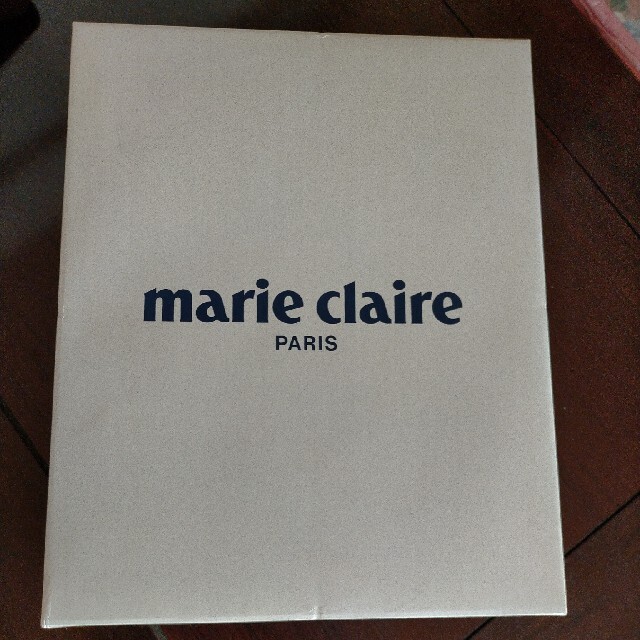 【 arashinoopen様専用】marie claire  毛布2枚セット インテリア/住まい/日用品の寝具(毛布)の商品写真