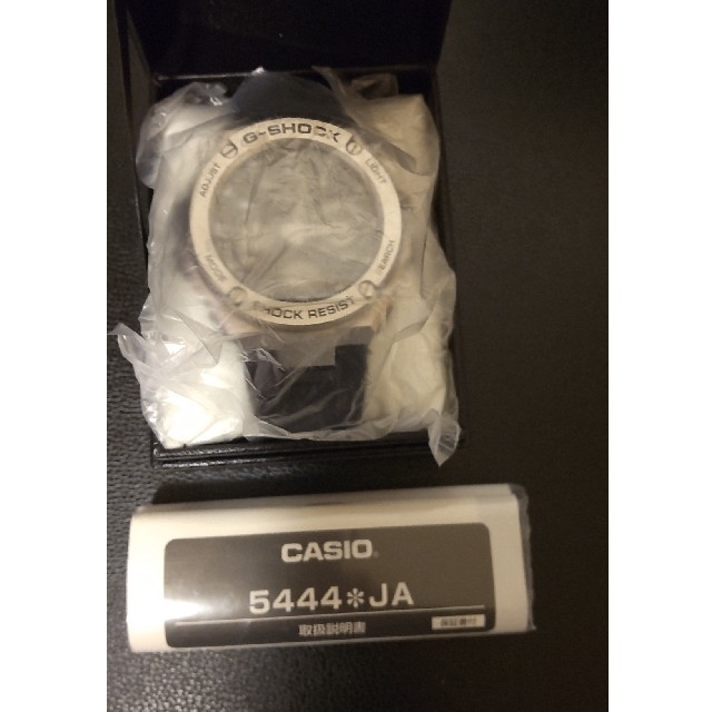 G-SHOCK(ジーショック)のG-SHOCK GST-W110-1AJF　中古品 メンズの時計(腕時計(デジタル))の商品写真