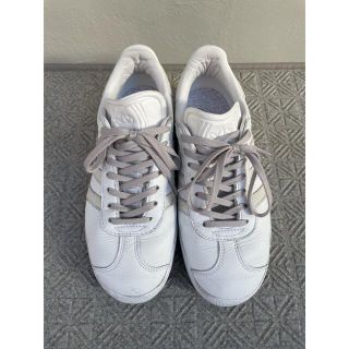 メゾンドリーファー(Maison de Reefur)のメゾンドリーファー × adidas GAZELLE スニーカー　22(スニーカー)