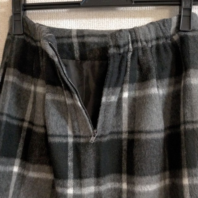 GRL(グレイル)のグレイル　チェック柄　スカート　裏地付き レディースのスカート(ひざ丈スカート)の商品写真