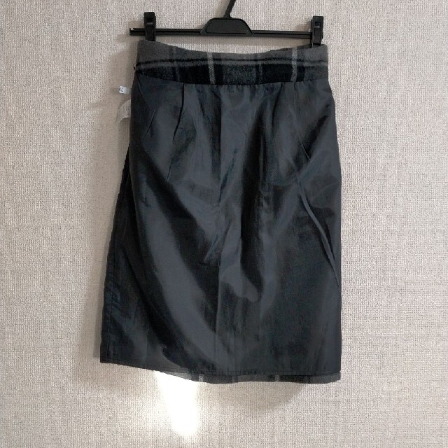GRL(グレイル)のグレイル　チェック柄　スカート　裏地付き レディースのスカート(ひざ丈スカート)の商品写真