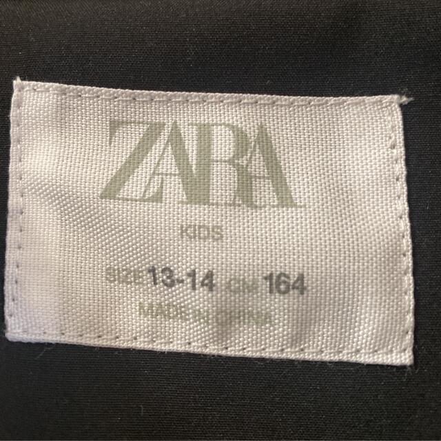 ZARA KIDS(ザラキッズ)のZARA KIDS フード付きアウター キッズ/ベビー/マタニティのキッズ服男の子用(90cm~)(コート)の商品写真