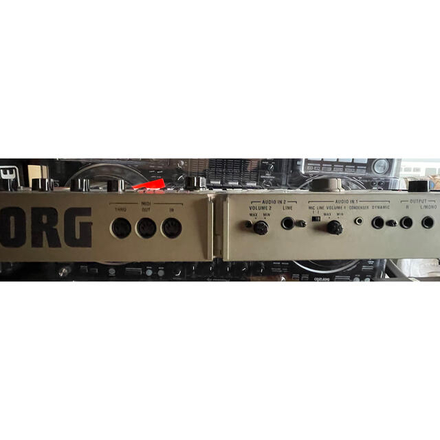 KORG(コルグ)のマイクロKORGシンセサイザー 楽器の鍵盤楽器(キーボード/シンセサイザー)の商品写真