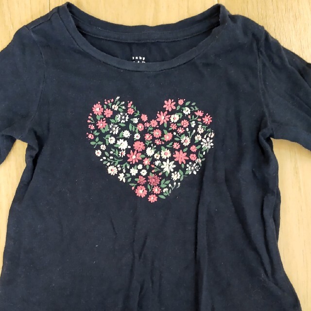 babyGAP(ベビーギャップ)のベビー服(baby GAP)90cm キッズ/ベビー/マタニティのキッズ服女の子用(90cm~)(Tシャツ/カットソー)の商品写真