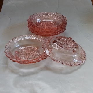 昭和レトロ　ガラス皿　4枚(ガラス)